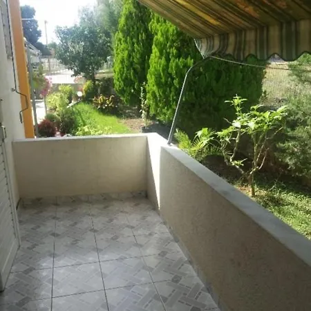 Zira Sulo Guest house